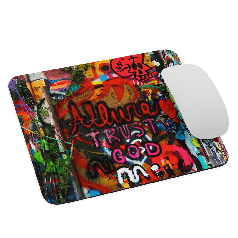 Trust God Mouse pad